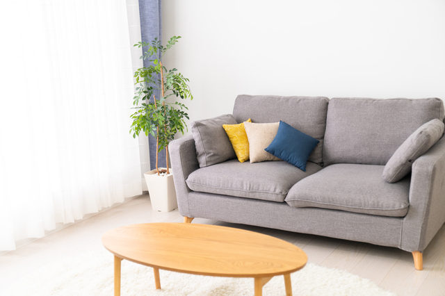 8畳の広さのマンションは一人暮らし向き？ 家賃の目安やレイアウトのコツを紹介