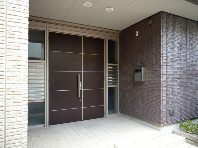 ホームズ オートロック付きの賃貸物件とは 安全性は高い 種類やメリット 注意点について解説 住まいのお役立ち情報