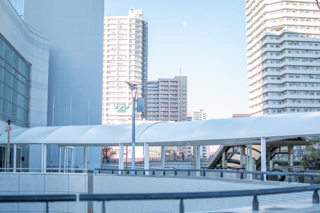 ホームズ 駅近のマンションや一戸建ての資産価値は 郊外との比較や物件選びの注意点 住まいのお役立ち情報 ホームズ 駅近のマンションや一戸建ての資産価値は 郊外との比較や物件選びの注意点 住まいのお役立ち情報