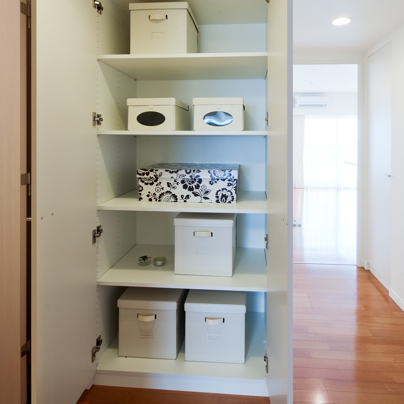 ホームズ たったこれだけ 一人暮らし女子大生が実践する 洋服収納術 3つ 住まいのお役立ち情報