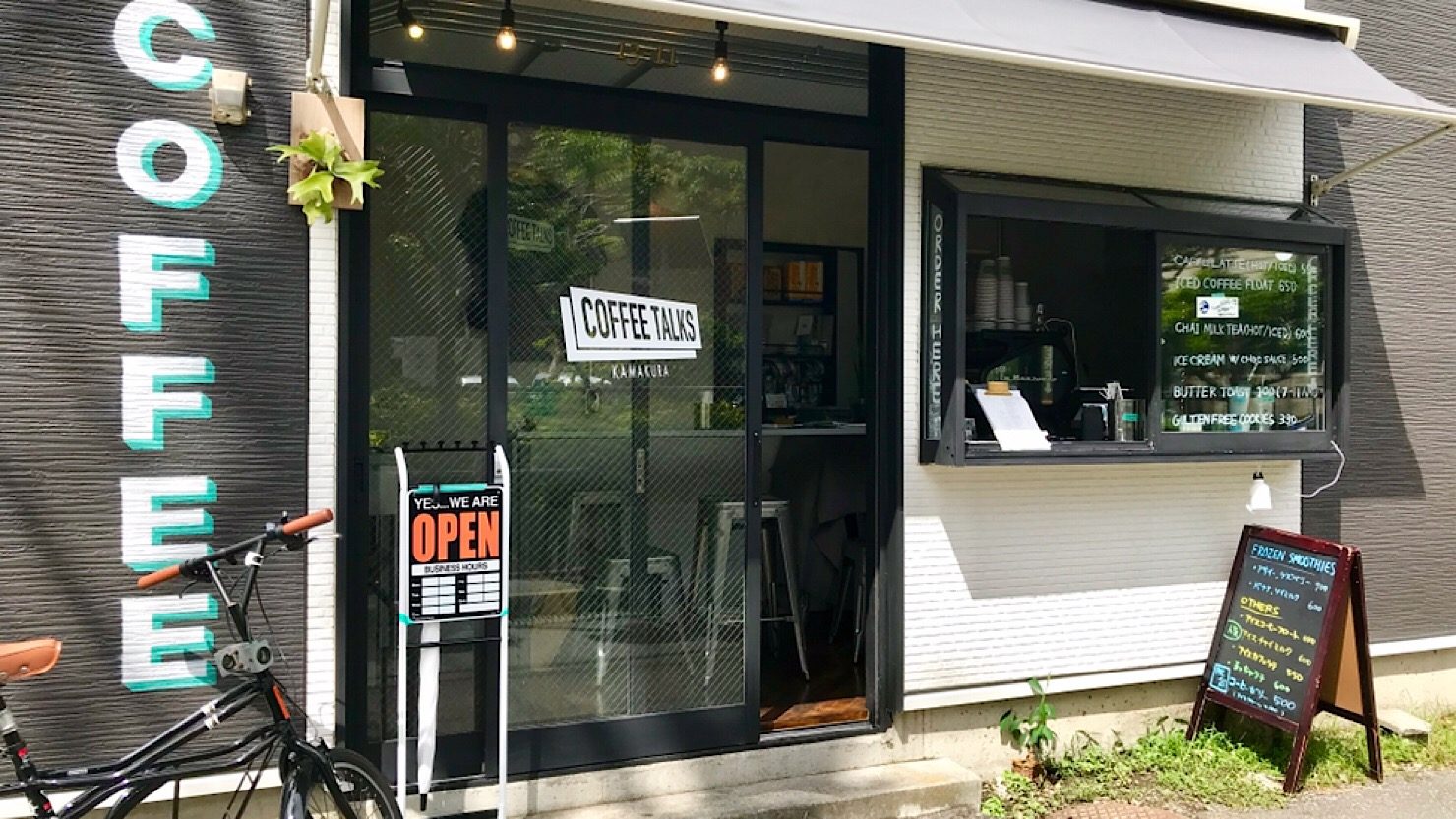 COFFEE TALKS KAMAKURA外観