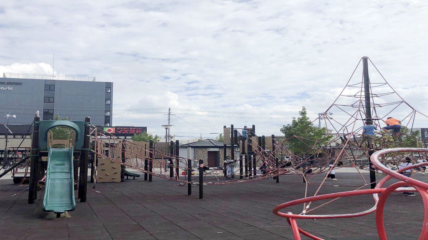 ホームズ 子育て環境が魅力の北摂地域 住み続けたい人続出の街とは 暮らし方から物件探し