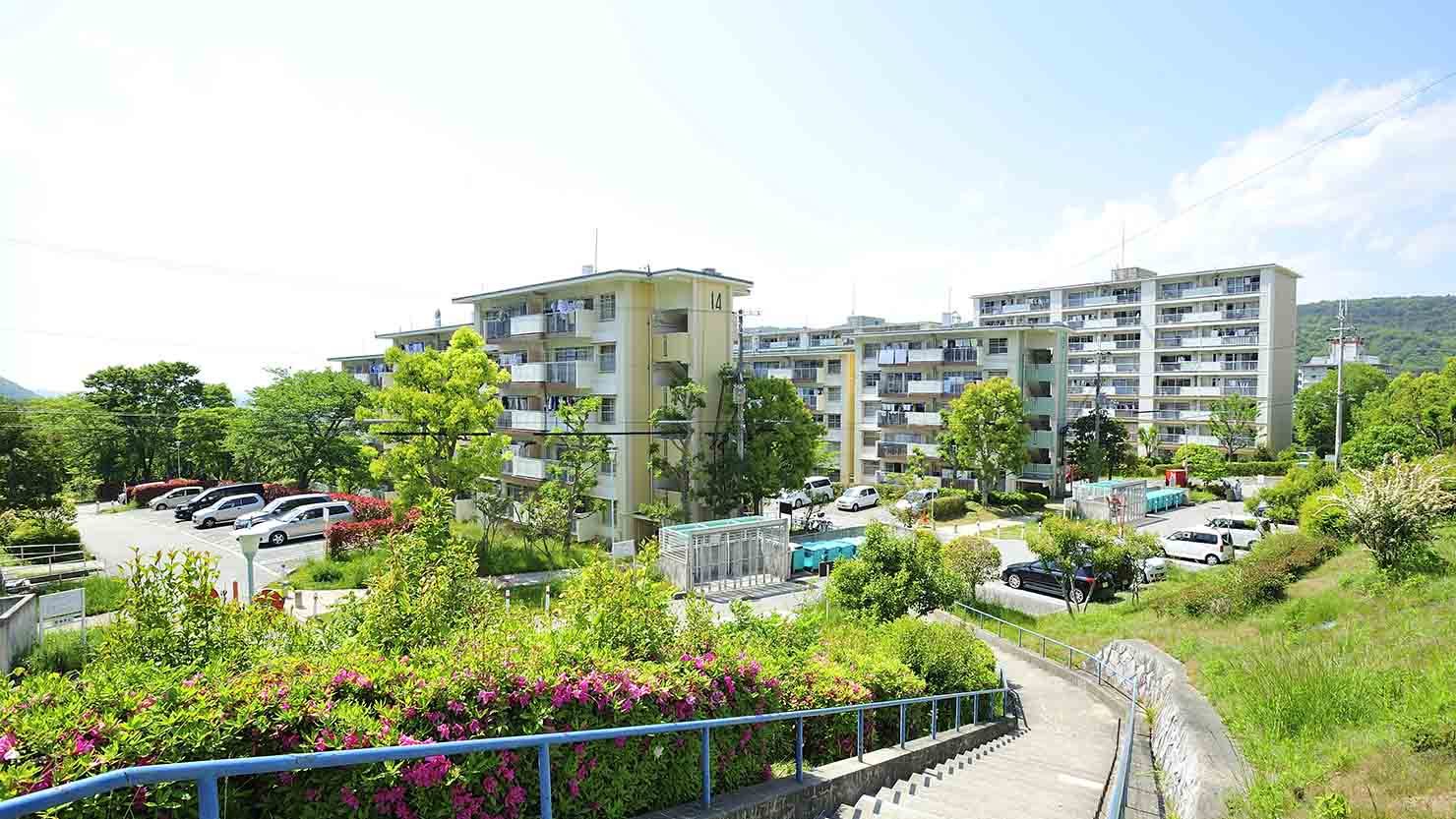 花山東・外観写真